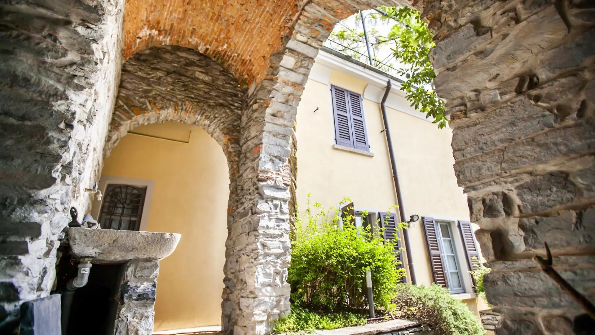 Appartamento In Villa Fioravante By Wonderful Italy Moltrasio Appartement