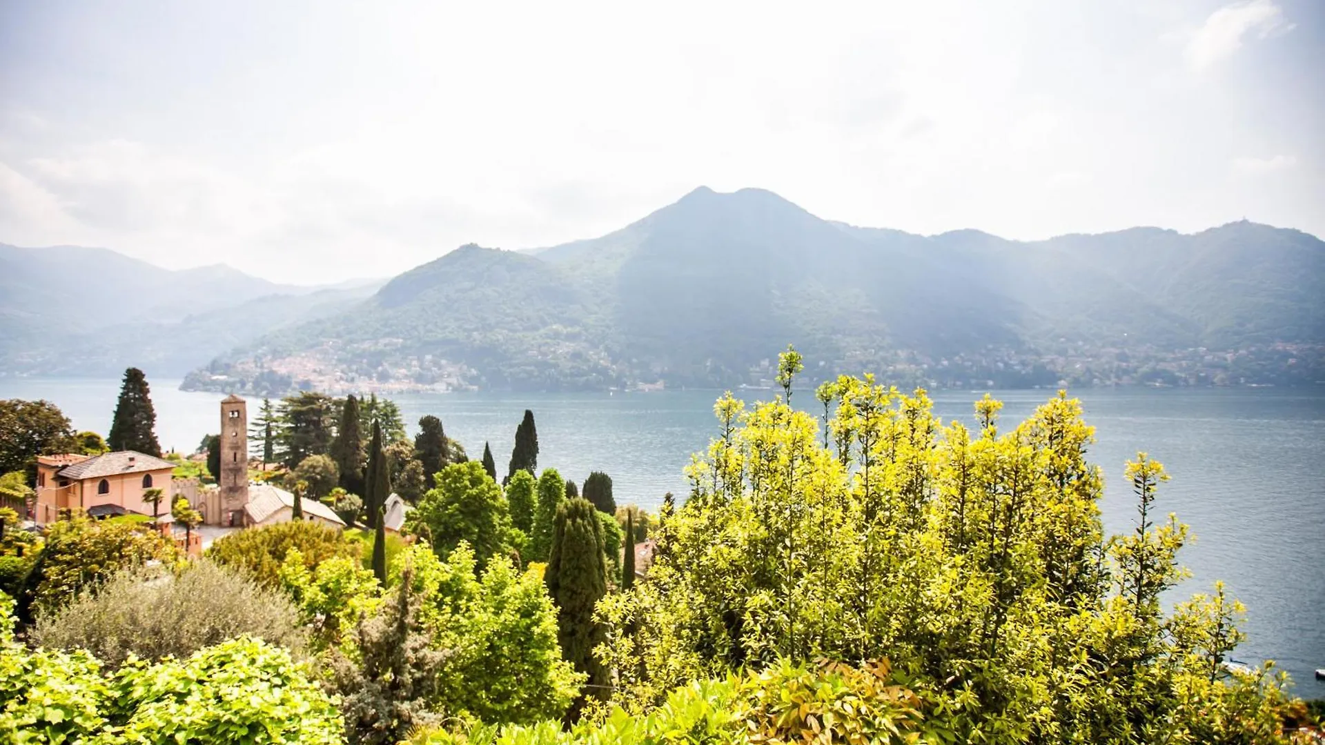 Appartamento In Villa Fioravante By Wonderful Italy Moltrasio 0*,