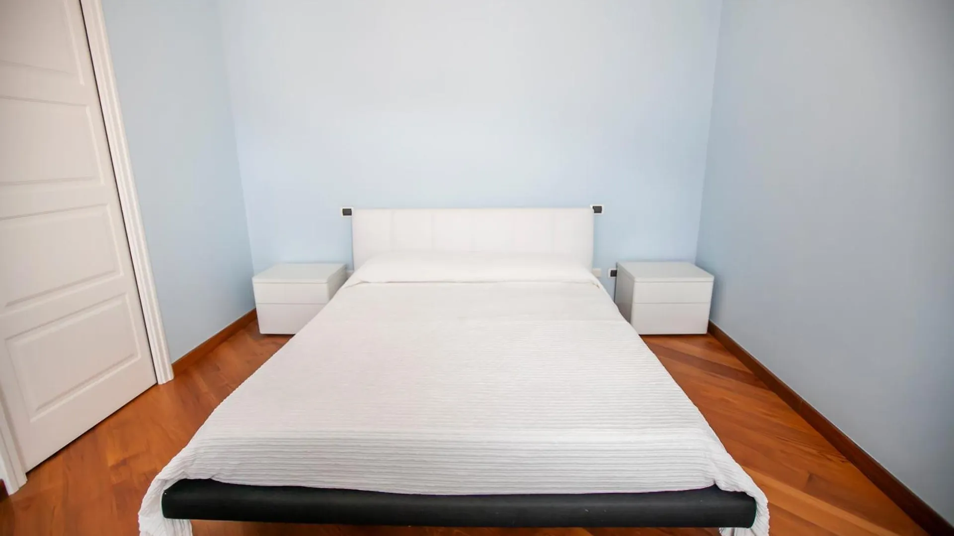 Appartamento In Villa Fioravante By Wonderful Italy Moltrasio 0*,